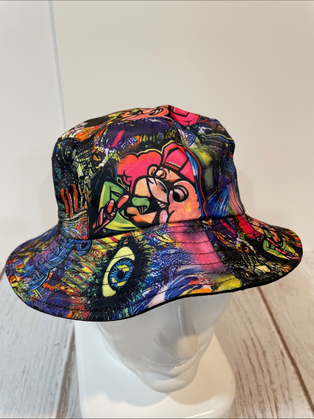 Bucket Hat Graffiti Reversible Black Unique Colorful Streetwear Adult Gamer